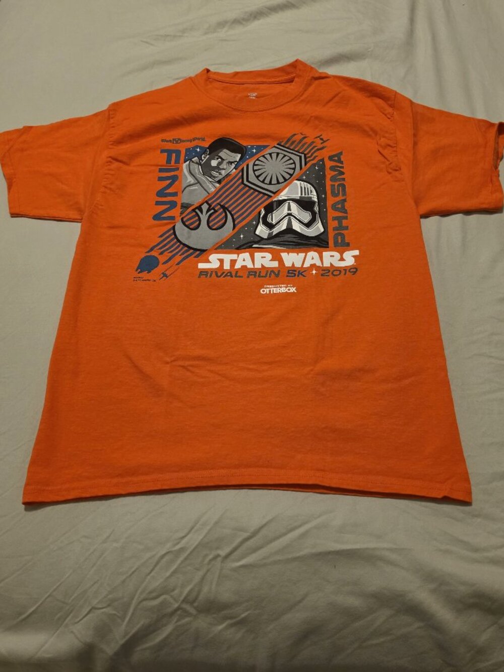 Disneyland runDisney Star Wars Rival Run 5k 2019 tahirt, Large